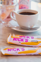 NICKS Keto Bars Peanuts n fudge, chocolate peanuts caramel snacks, 175 calories, 3.9 net carbs, no added sugar, gluten free, low carb sweets (15x40g)